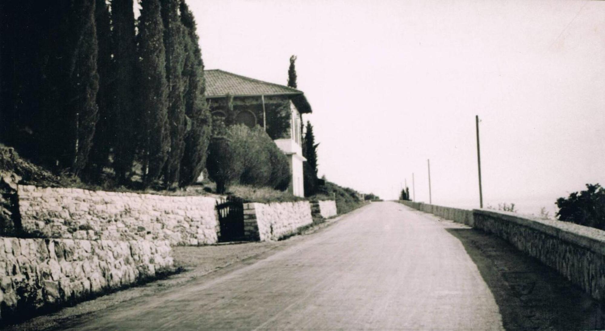 Leonardo Walsh Apartment With Lake View Torri Del Benaco Bagian luar foto